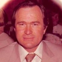 Ethan Hinds Sr. - Photo 2