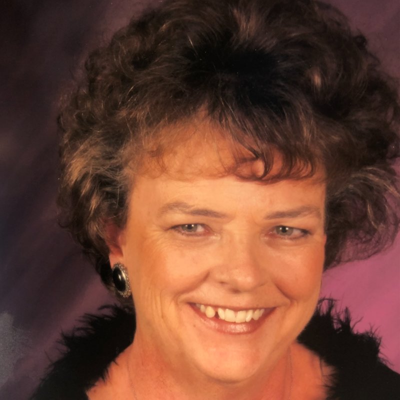 Debora Lynn Perry - Photo 2