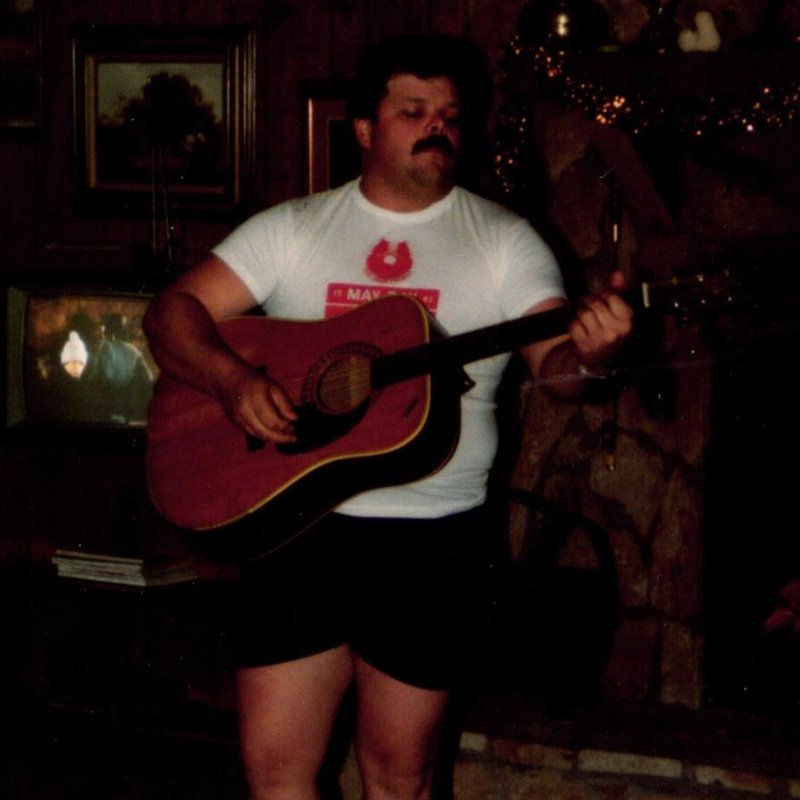 Lonney Lee Lawrence - Photo 2