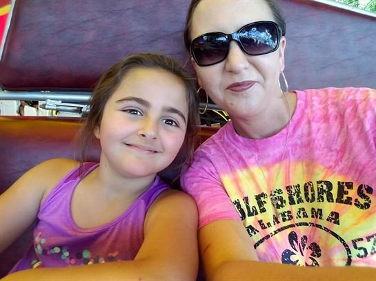 Elizabeth Nicole Sonnier - Photo 13