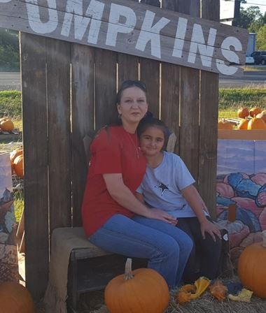 Elizabeth Nicole Sonnier - Photo 46