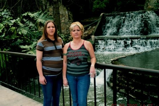 Elizabeth Nicole Sonnier - Photo 48