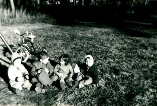 Neil Lawrence Ayers - Photo 9