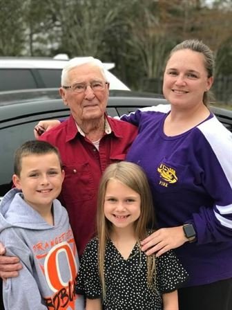 Carl Bryan Aguillard - Photo 2