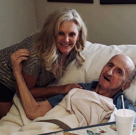 Benis Glen Lee - Photo 7