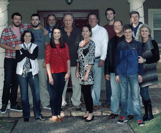 Benis Glen Lee - Photo 14