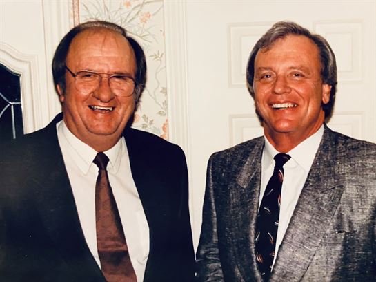 Benis Glen Lee - Photo 19