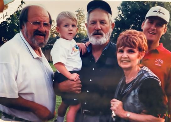 Benis Glen Lee - Photo 36