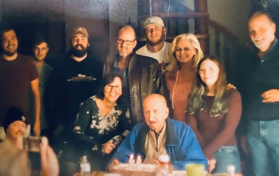 Benis Glen Lee - Photo 49