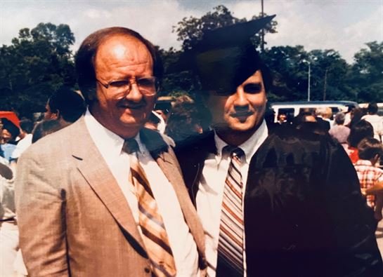 Benis Glen Lee - Photo 97