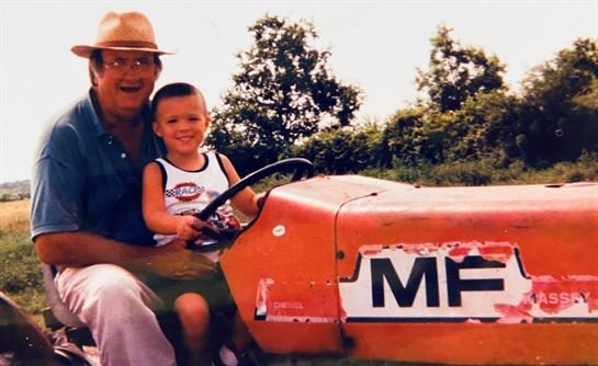 Benis Glen Lee - Photo 100