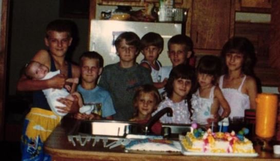 Sarah Ann Lawson - Photo 9