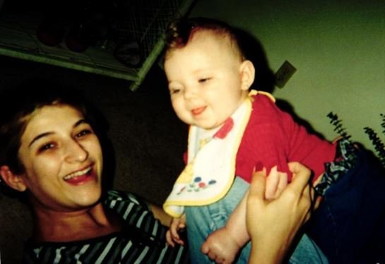 Sarah Ann Lawson - Photo 28