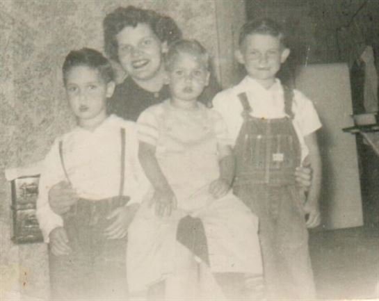 Robert "Bob" Eugene Townsend - Photo 68