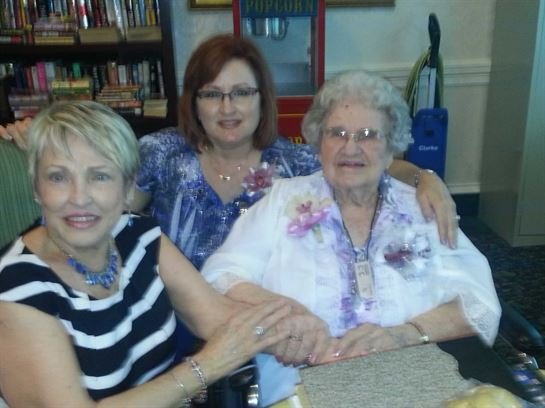 Helen Kossa Broussard - Photo 18