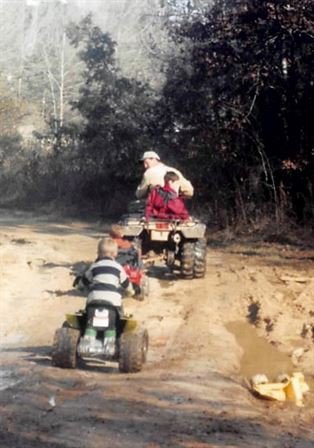 Mike Harold Adams - Photo 33