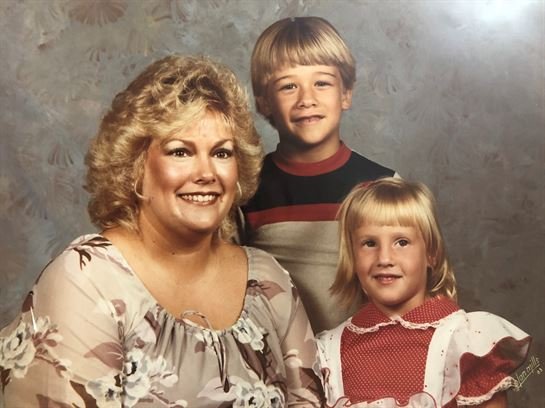 Pam Thomas - Photo 4