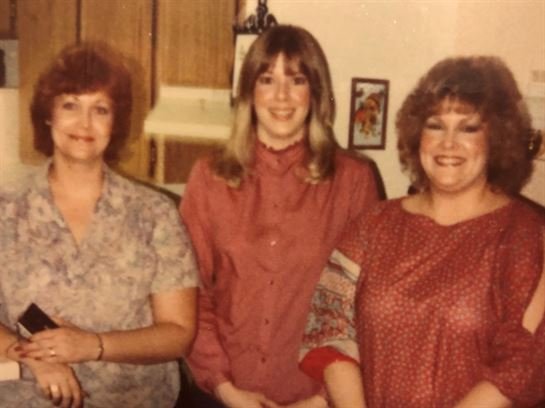 Pam Thomas - Photo 30