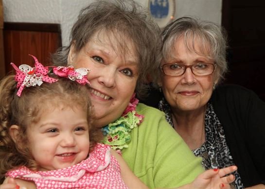 Pam Thomas - Photo 89