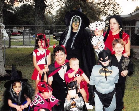 Kathryne "Kathy" Faye Devillier Walker - Photo 72