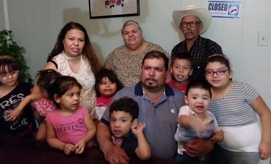 Isela Cardenas - Photo 37