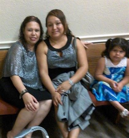 Isela Cardenas - Photo 124