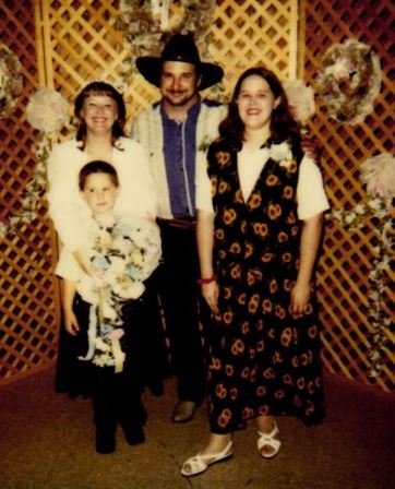 Teresa "Pebbles" Fay Wesson - Photo 19