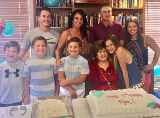 Winona B. Sanders — photo 13