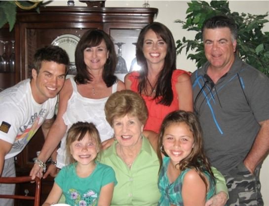 Winona B. Sanders - Photo 100