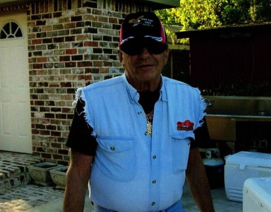 Ron R. Moreau - Photo 5