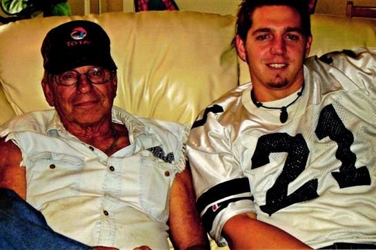 Ron R. Moreau - Photo 6