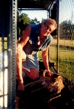 Ron R. Moreau - Photo 59