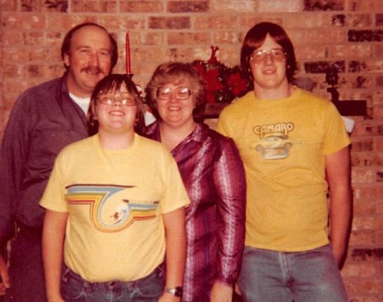 Linda Peet - Photo 16