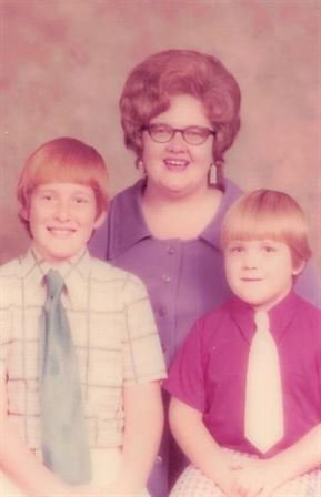 Linda Peet - Photo 54