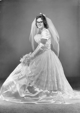 Linda Peet - Photo 62