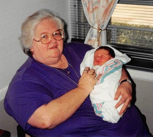 Linda Peet - Photo 75