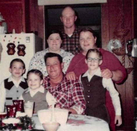 Veronika "Ronnie" Richard — photo 6