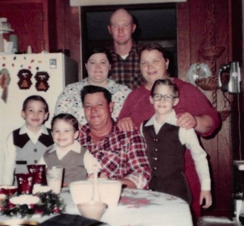 Veronika "Ronnie" Richard — photo 10