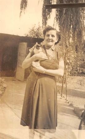 Veronika "Ronnie" Richard — photo 19