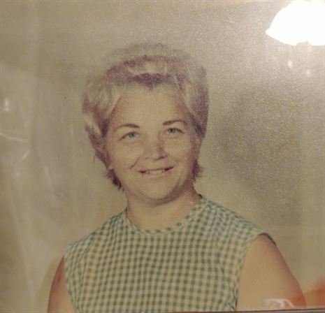 Veronika "Ronnie" Richard — photo 23