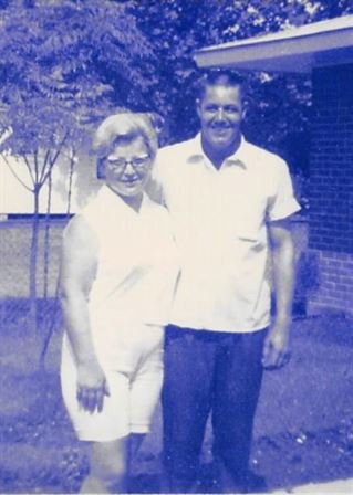 Veronika "Ronnie" Richard — photo 28