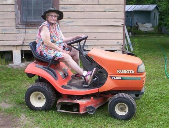 Lillian Marie Hartley - Photo 69