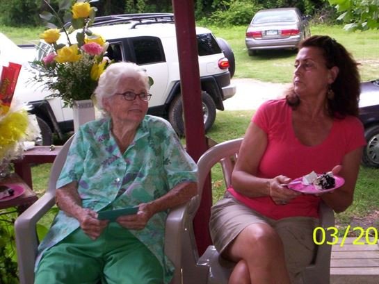 Lillian Marie Hartley - Photo 86