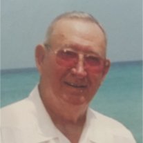 Bobby Joe Shugart - Photo 2