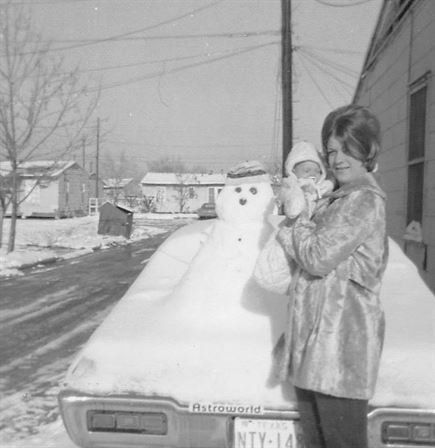 Delores "Nana" Ann Perry - Photo 86