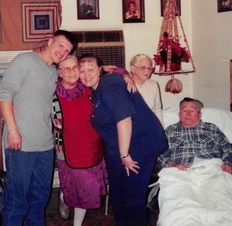 Bonnie Virginia Kelly - Photo 7