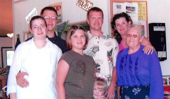 Bonnie Virginia Kelly - Photo 81