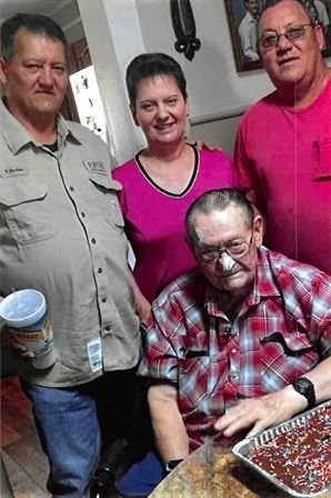 Melvin Lee Becker - Photo 52