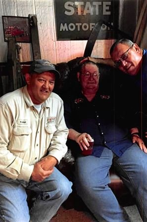 Melvin Lee Becker - Photo 78