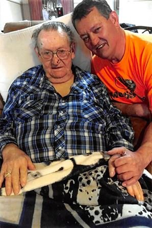 Melvin Lee Becker - Photo 82